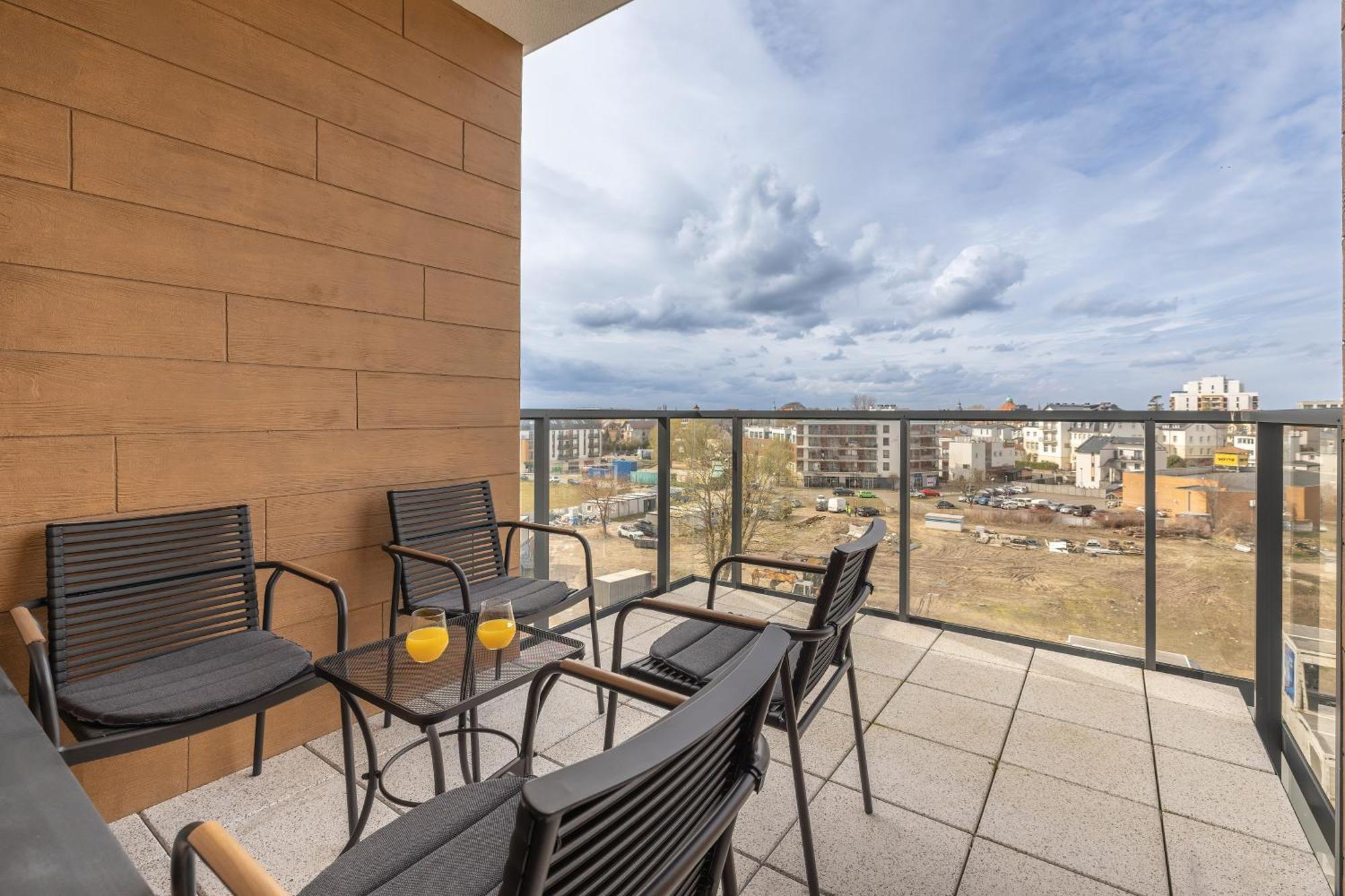 Sun & Beach Apartments Bel Mare With Parking By Noclegi Renters 미엥지즈드로예 외부 사진