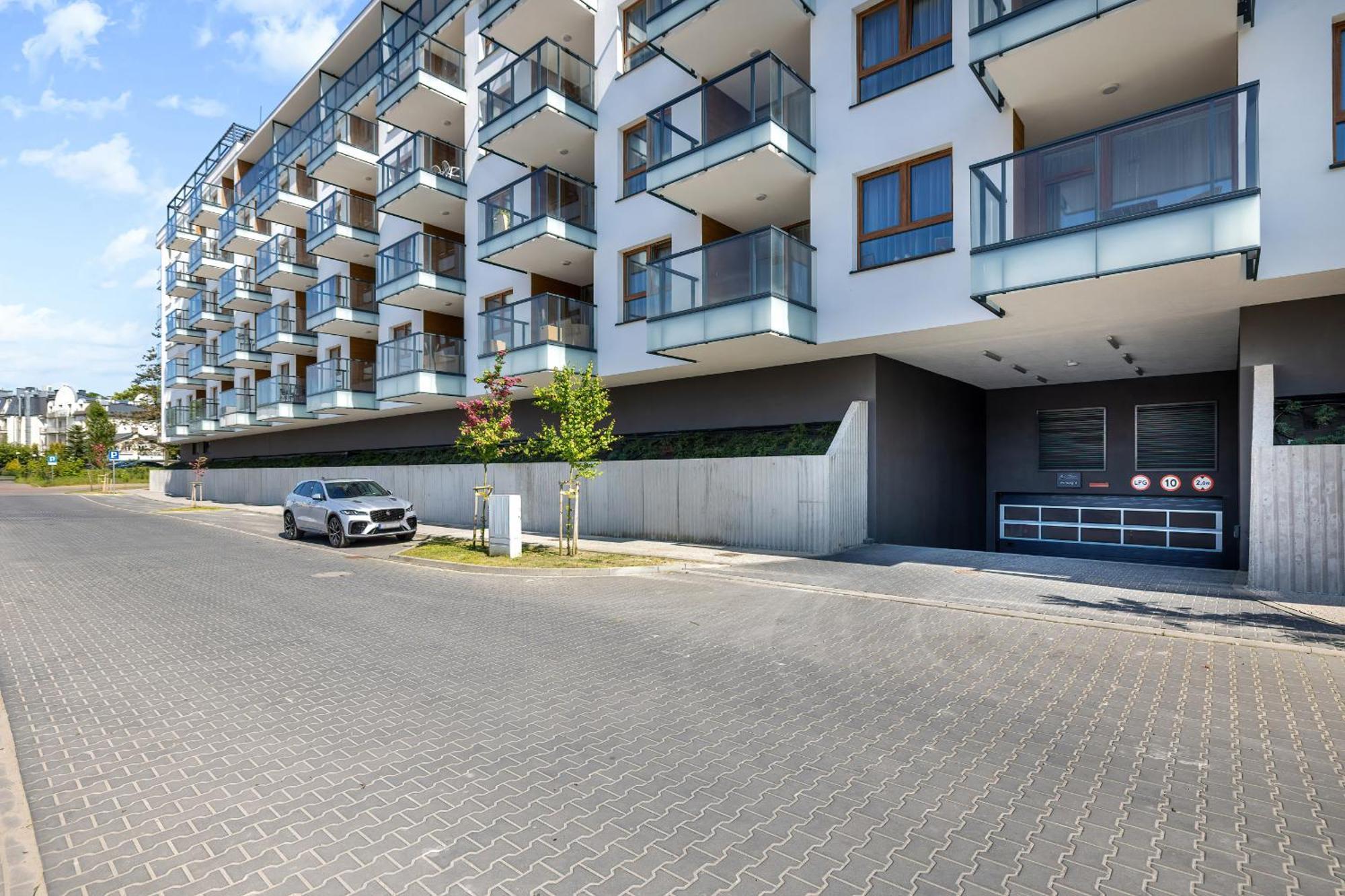 Sun & Beach Apartments Bel Mare With Parking By Noclegi Renters 미엥지즈드로예 외부 사진